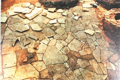 这些最早的石质构件  是不是岭南风情的“曲水流觞”？