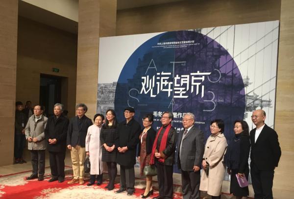 中国美术馆今展“观海望京”：水墨里的北京古建与外滩建筑